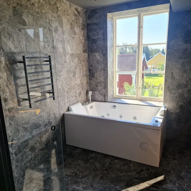 J.O Kakel & Bygg AB badrumsrenovering